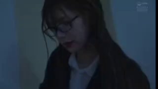 刚做援交没多久的性感大美女酒店被身强体壮大屌男第一次就干的直求饶,男的还非要操她2次,女说：受不了了,快点啊,你射吧!~1